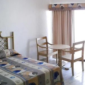 3* Апарт-отель Las Perlas Condos